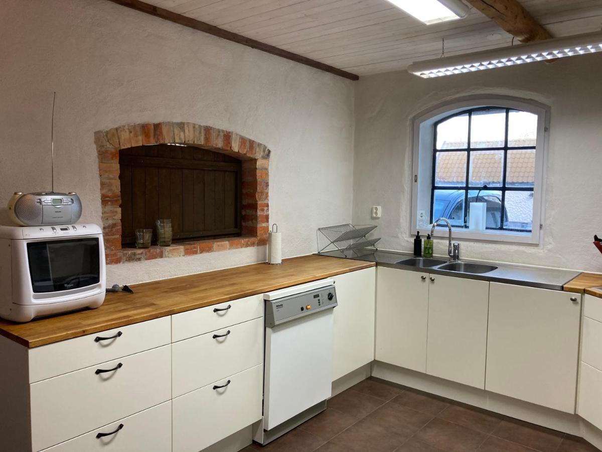 Stallet Pa Skarby Ystad Buitenkant foto